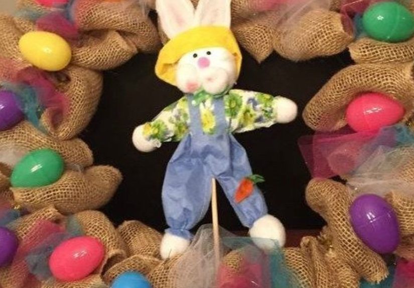 How to Make a Cute Easter Wreath with Burlap From Walmart