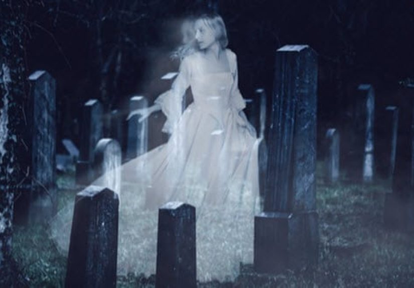 10 Unsettling Ghost Stories to Tell This Halloween