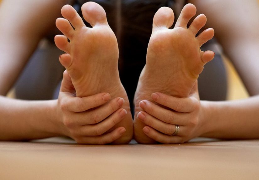 19 Toe Stretches and Exercises to Try