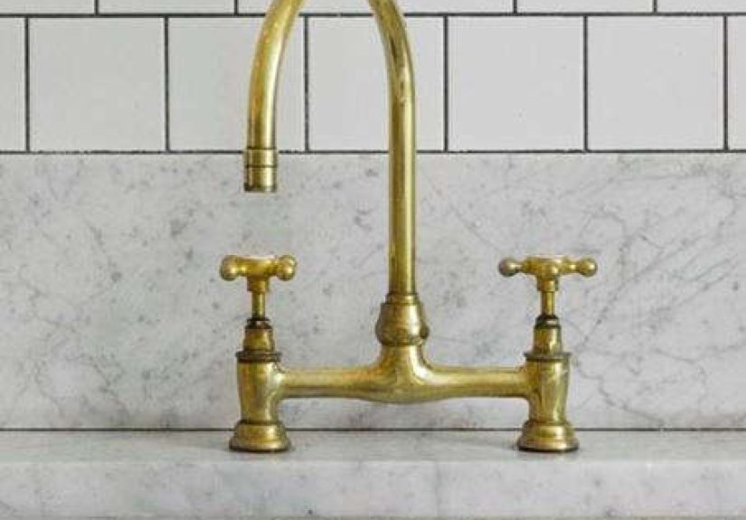 Deck-Mounted Faucet with Gooseneck Spout