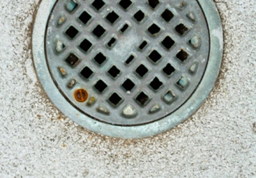 How to Plug Basement Floor Drains During Floods