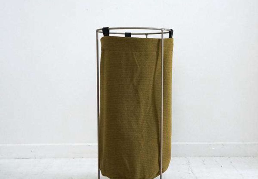 Laundry Basket - Ginger with Black Leather