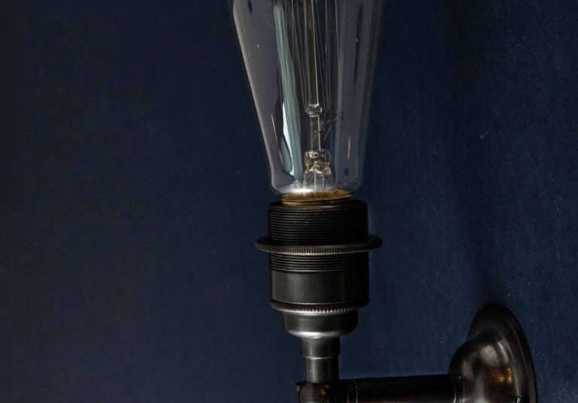 Manston Farrier Bronze Vintage Metal Wall Light
