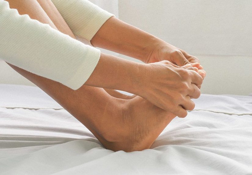 3 Massages for Pressure Points on Feet