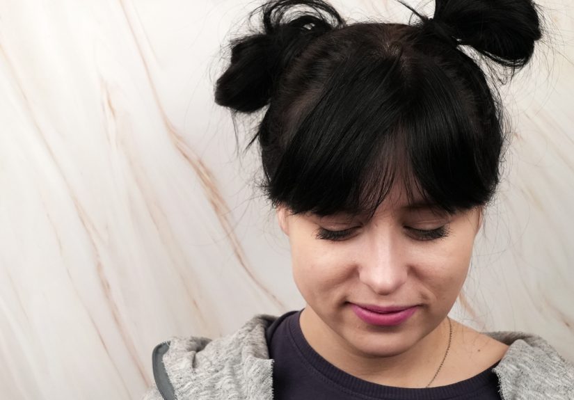 3 Ways to Get Glitter Out of Your Hair
