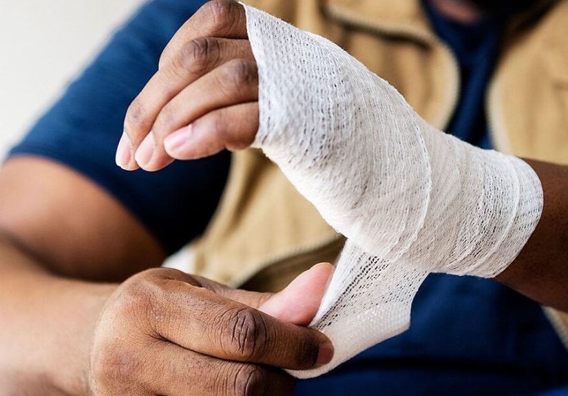 Cellulitis Home Treatment: Remedies Without Antibiotics, Warning Signs