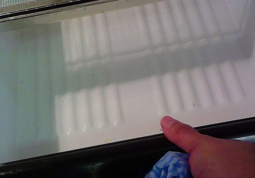 DIY Reusable Refrigerator Shelf Liner