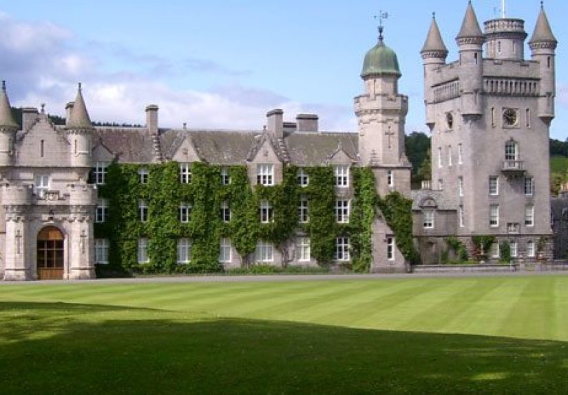 Top 35 Fairytale Castles