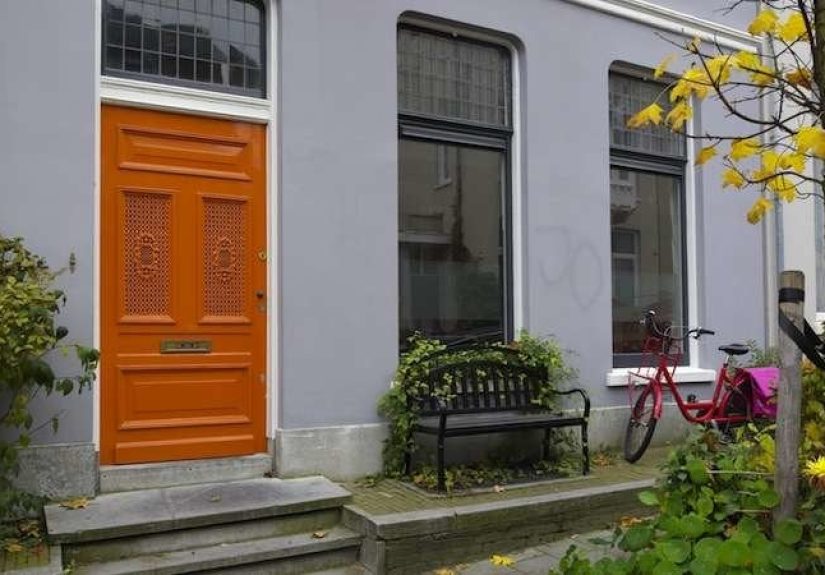 10 Welcoming Front Door Paint Colors - Bob Vila