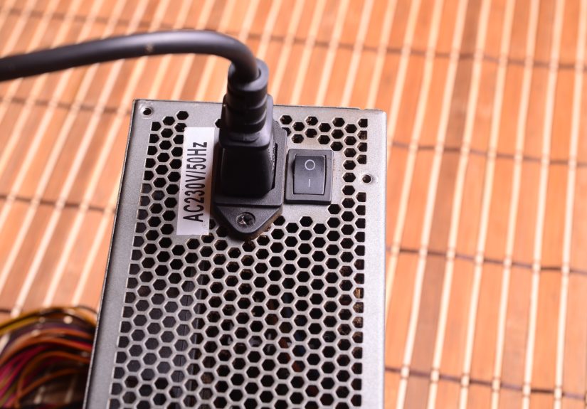 How to Start a SMPS Without a Motherboard: 6 Steps