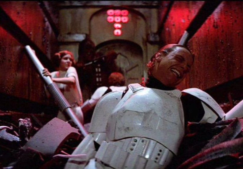 How To Survive The Trash Compactor Scene In ‘Star Wars’