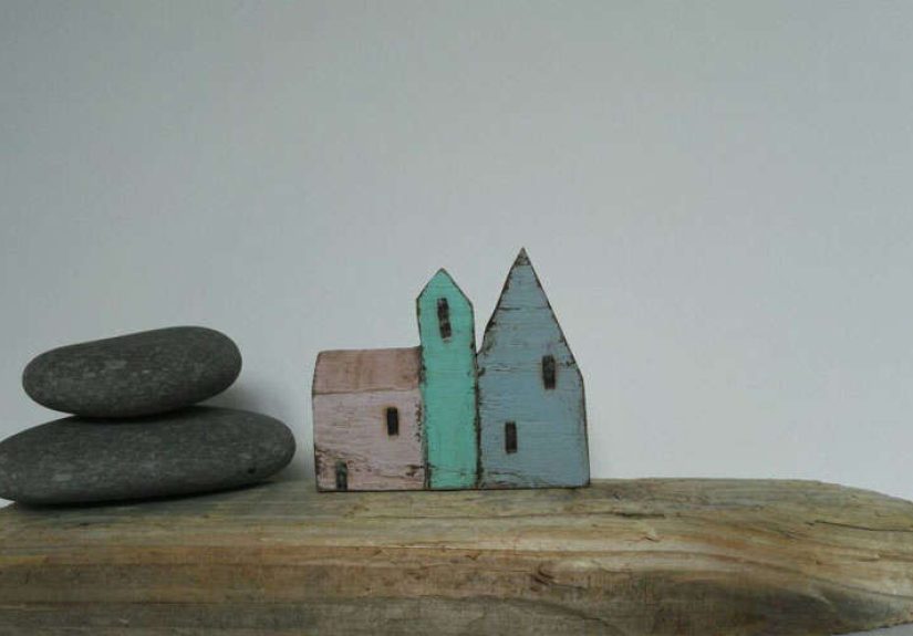 Set of 3 Cornish Coastal Miniature Houses: A Unique and Charming Addition to Any Collection