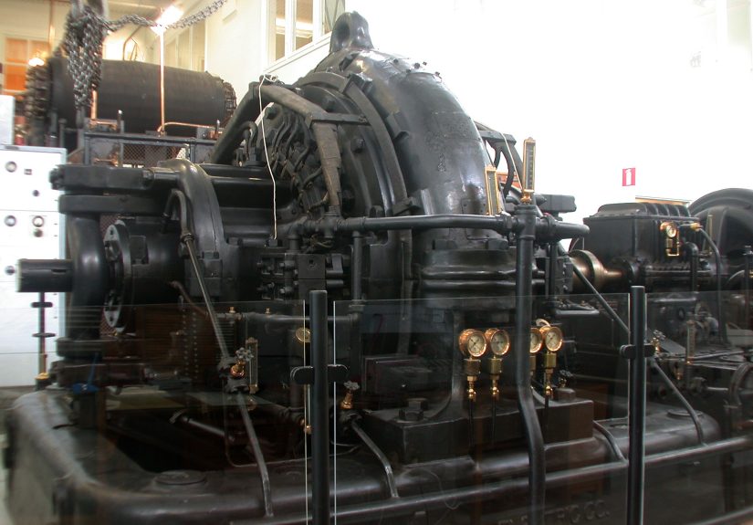 The Alexanderson Transmitter: Very-low Frequency Radio Rides Again!