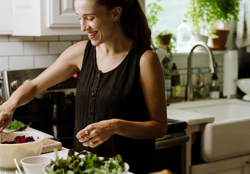 Victoria's Secret Model Diet: An Evidence-Based Review