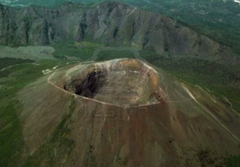 20 Natural Wonders That Didn't Make The Cut