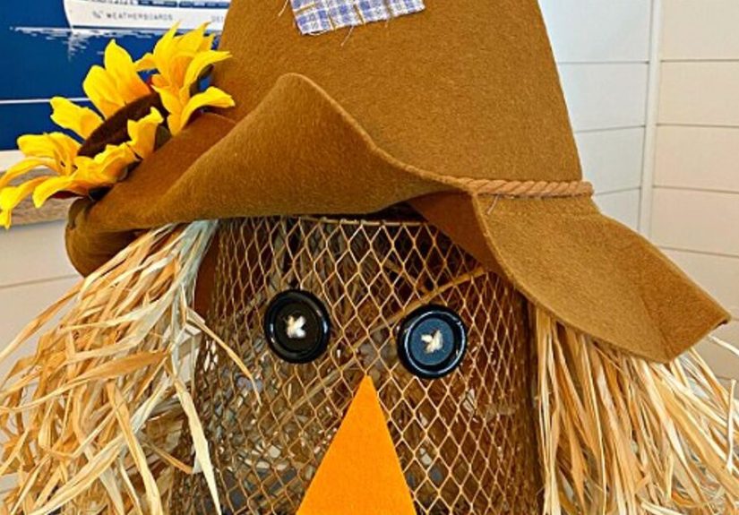 How to Make a Scarecrow From a Dollar Tree Wastebasket
