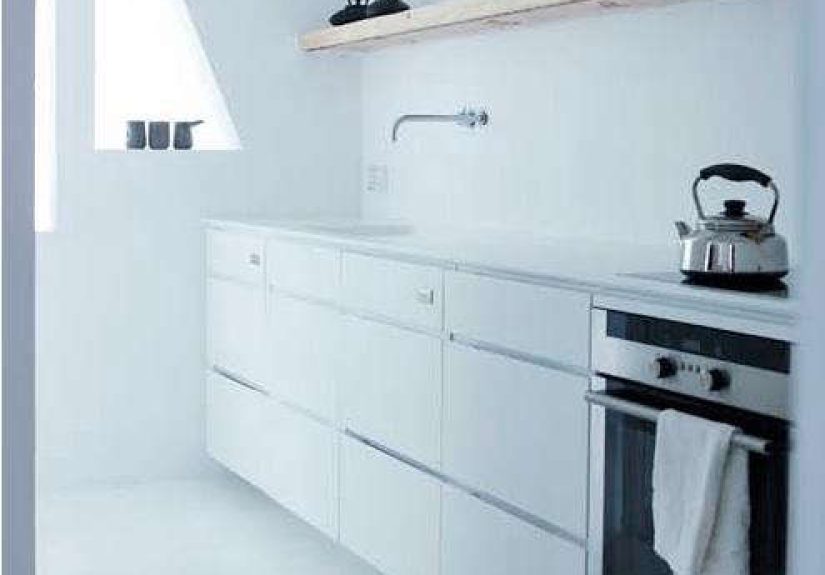 Kitchen: Single Wood Shelf Roundup