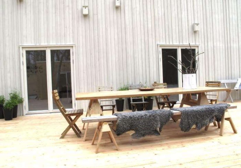 Steal This Look: DIY Scandinavian Outdoor Dining Space